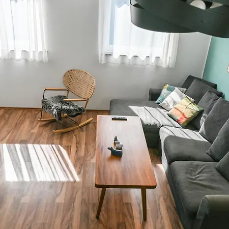 Gartenblick 7b Mit Ueberdachtem Balkon *