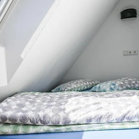 Apartment Gartenblick 7b Mit Ueberdachtem Balkon